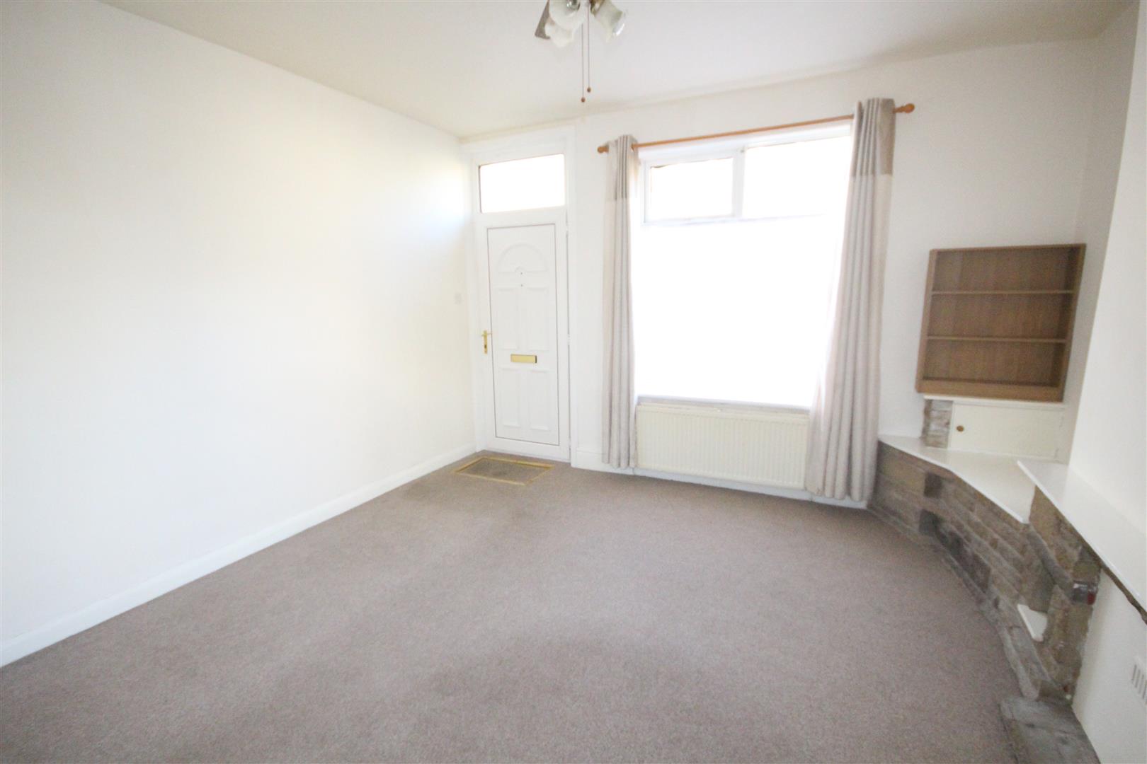 2 bedroom end terrace house To Let in Earby - IMG_5380.jpg